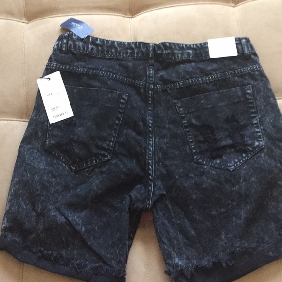 New Black Acid Wash High Rose Shorts - Picture 4 of 6